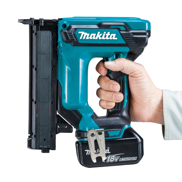 MAKITA BRAD NAILER